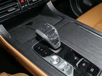 GAC Trumpchi GS8 2024 2.0TGDI 4WD Luxury Smart Connected Edition (Seven-Seater)